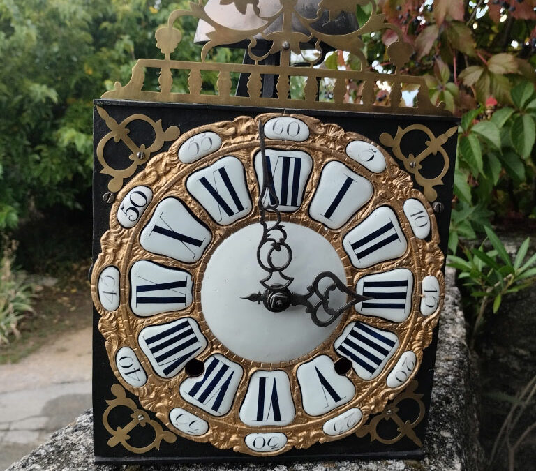 Horloges et pendules comtoises